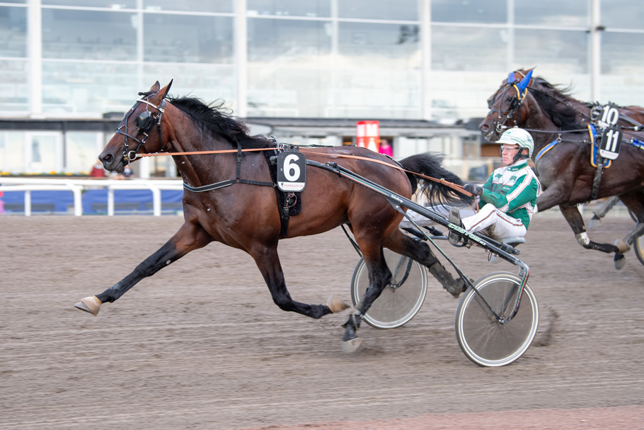 De Chambeau målgång.jpg
